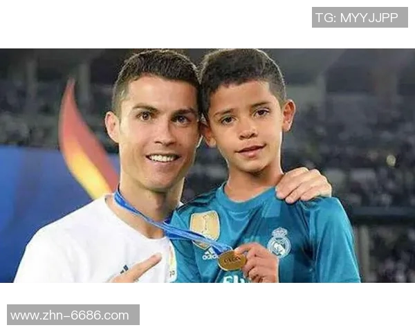 C罗表达对巴西的深厚情感与家庭纽带的独特故事